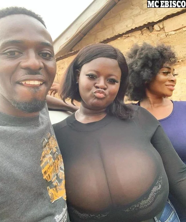 After bragging that she only dates Oldmen because of money, Hajia is seen flirting with a young man. (video) 2 After bragging that she only dates Oldmen because of money, Hajia is seen flirting with a young man. (video) 2